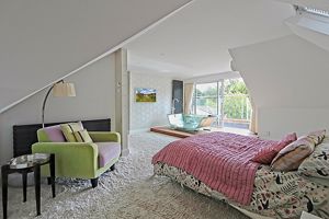 Photo 1- click for photo gallery